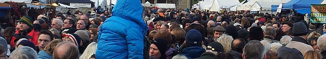 crowds at the Lincoln Christmas Market 2011