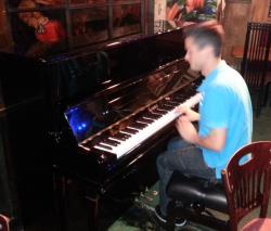 piano at Phoenix Artist Club