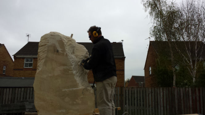 lincoln eleanor cross taking shape