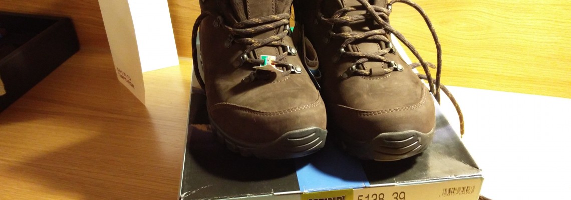 coast to coast walk preparation - my meindl boots
