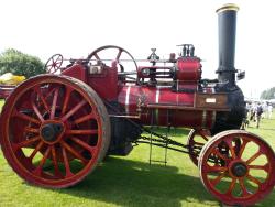 The Titan, with 8bhp came along in 1915 - looking more like a tractor