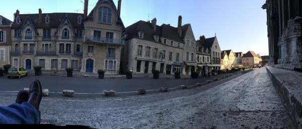 Chartres.01.205.town.